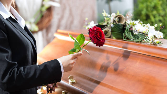 Four Factors to Check inChoosing the Best Funeral Home